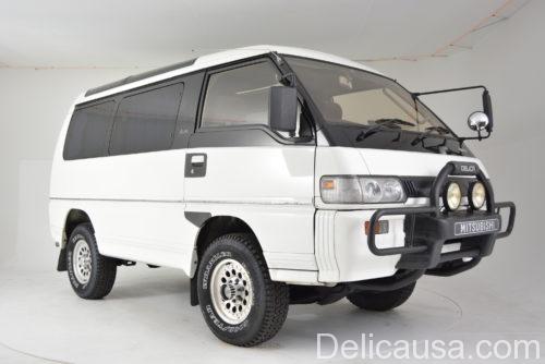 1991 Mitsubishi Delica Exceed, image 1