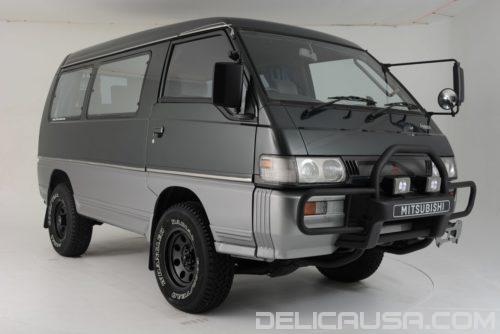 1992 Mitsubishi Delica GLX, image 1