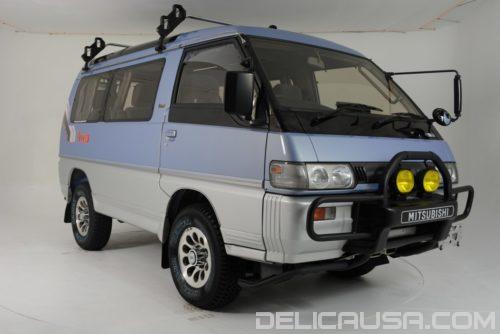 1992 Mitsubishi Delica Exceed, image 1
