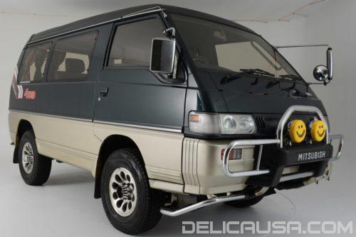 1992 Mitsubishi Delica GLX, image 1