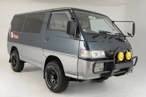 1991 Mitsubishi Delica GLX, image 1