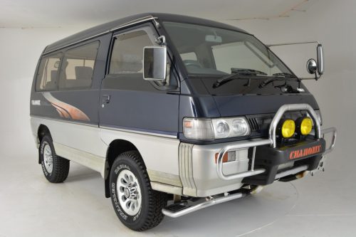 1993 Mitsubishi Delica Chamonix, image 1